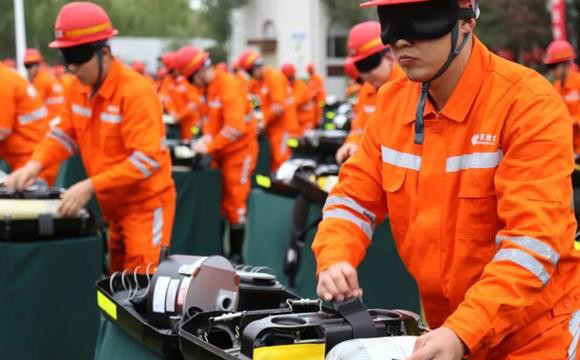 第四屆內蒙古鄂爾多斯市煤礦救援技術競賽拉開帷幕 第四屆內蒙古鄂爾多斯市煤礦救援技術競賽拉開帷幕